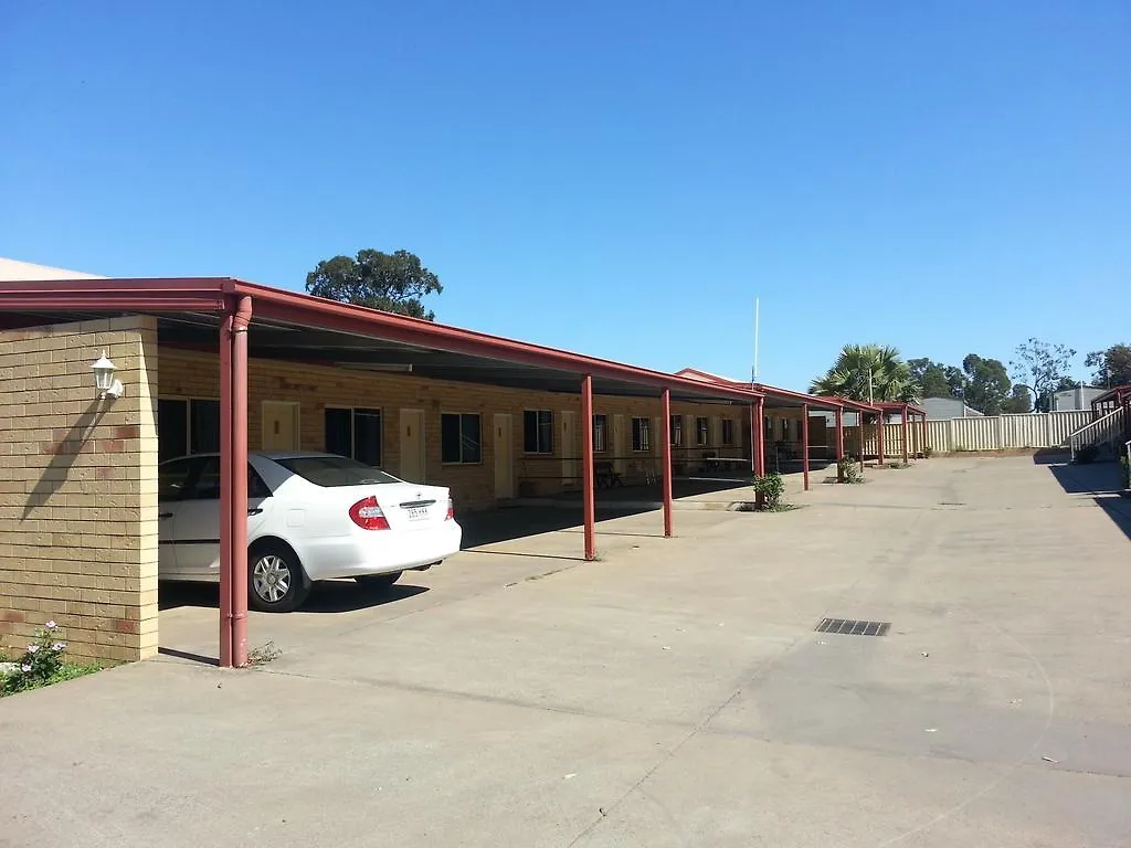 Moranbah Motor Inn 3*,